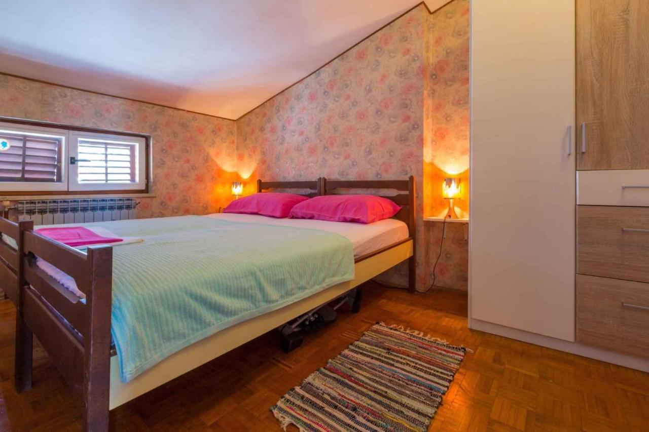 Apartment In Crikvenica 5600 Exterior foto
